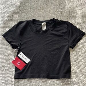 Aritzia Sunday Best Sinchseamless black top size small